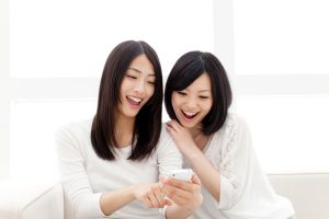 【仕事はしたいけど痛い】女性の悩み生理痛「私の緩和方法」